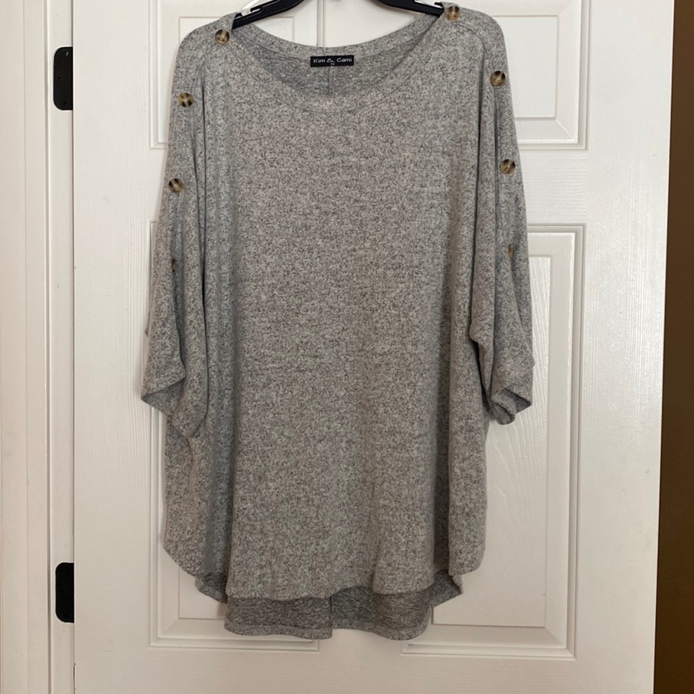 Women’s plus size top